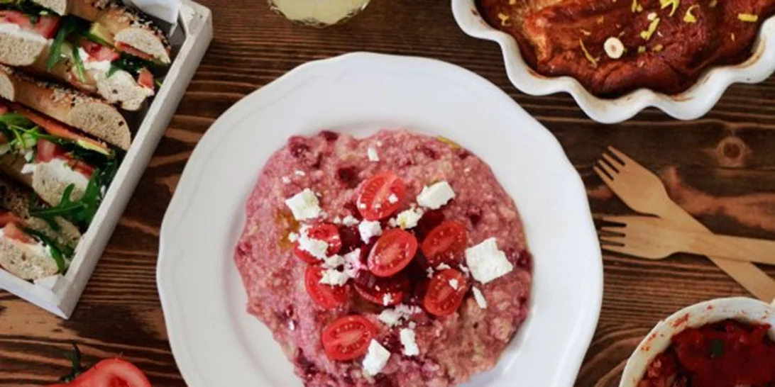 Τραχανότο με παντζάρι και τυριά από τον food blogger Γαβριήλ Νικολαΐδη