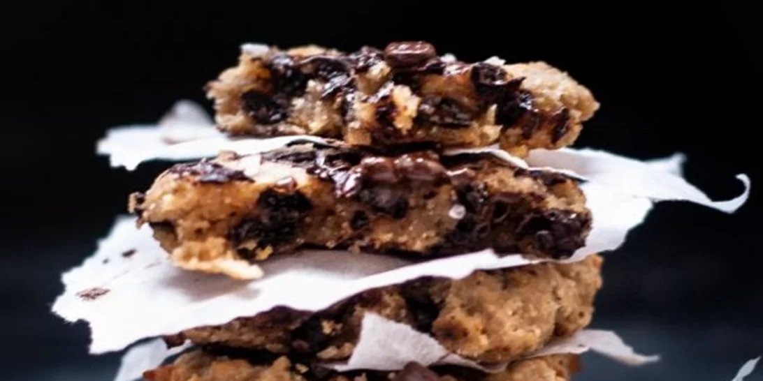 Μαλακά μπισκότα πρωτεΐνης με ρεβίθι και φυστικοβούτυρο