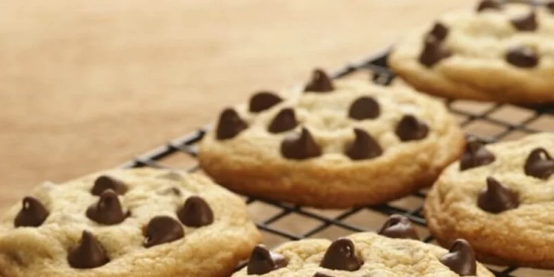 Τέλεια cookies: Η συνταγή για μαλακά μπισκότα σοκολάτας ΜΟΝΟ με 55 θερμίδες!