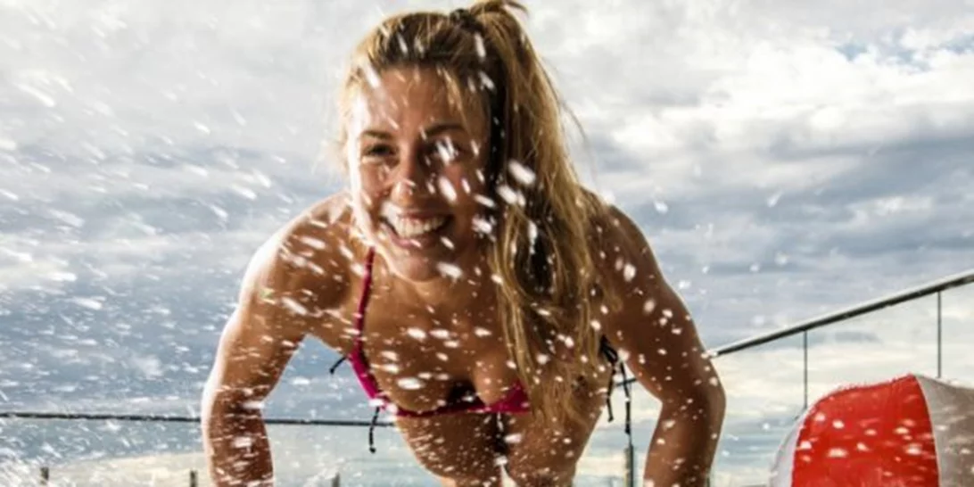 Νερό και προπόνηση: Πόσο νερό να πίνεις όταν ασκείσαι και τι σου προσφέρει