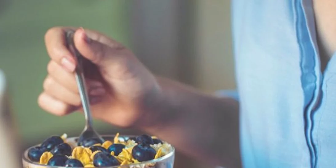 Τι να τρώω το πρωί στη δουλειά; Ενδεικτικά πρωινά για να ξεκινήσεις τη μέρα σου