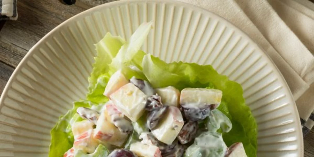 Σαλάτα με σταφύλι και τυρί κρέμα light, ιδανική για τις μέρες του φθινοπώρου