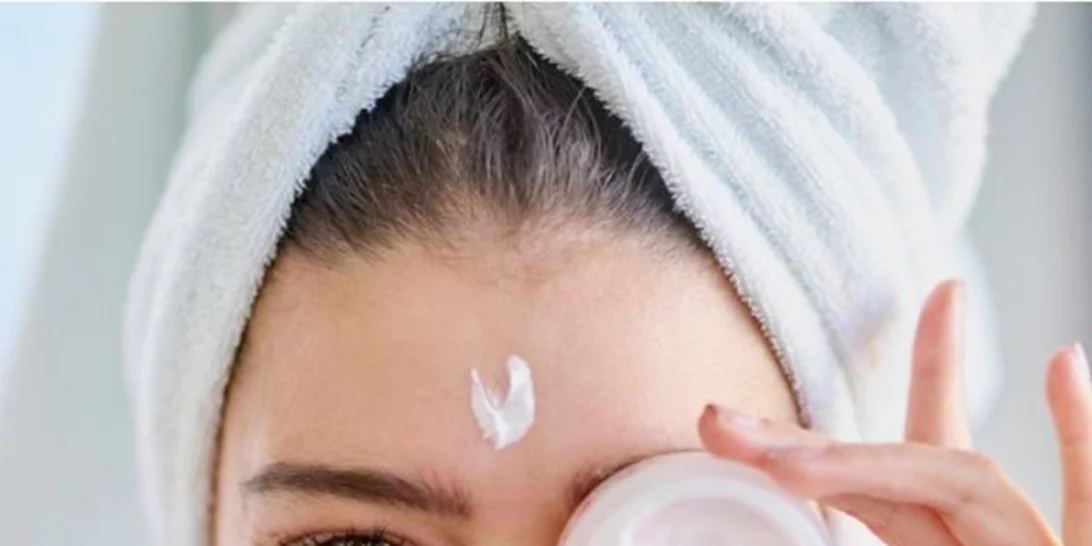 10+1 συμβουλές για να επιλέξεις ενυδατική κρέμα