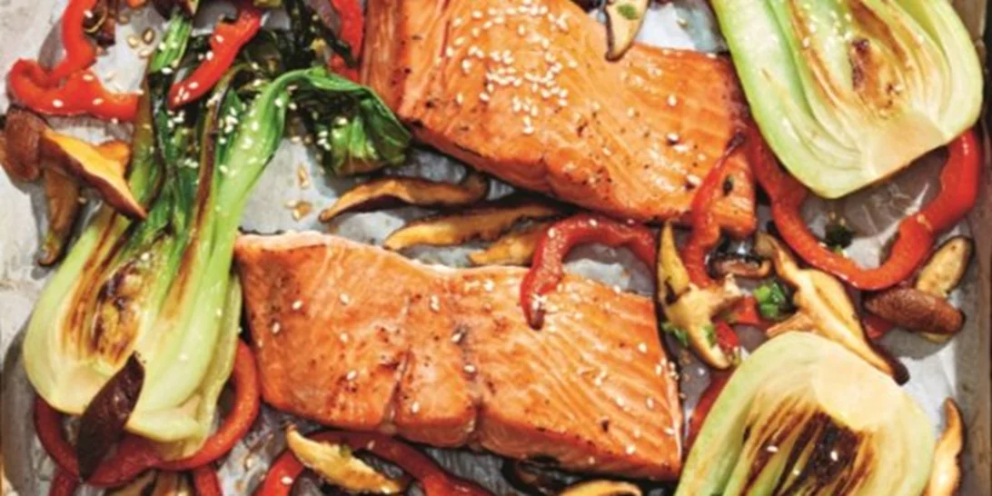 Σολομός με miso και κινέζικο λάχανο, μία σούπερ ιαπωνική συνταγή