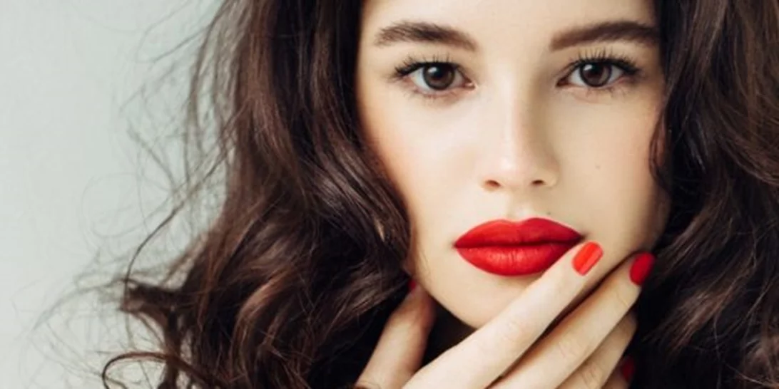 Tι κραγιόν μου ταιριάζει; (στα 20, στα 30, στα 40, στα 50+)