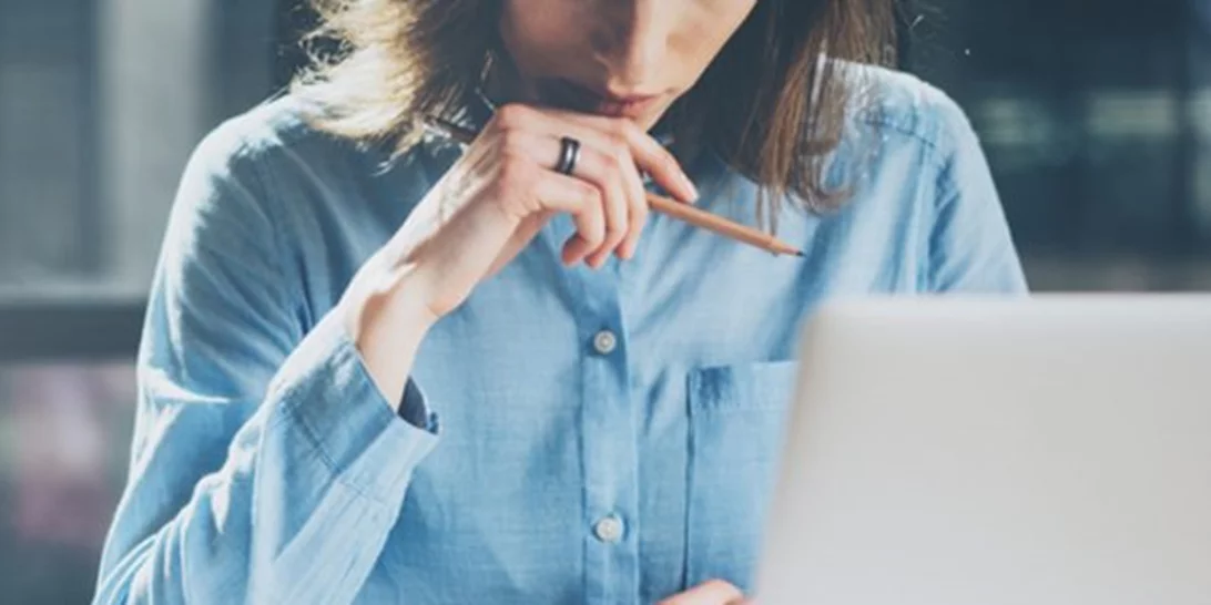 Πώς θα τα κάνεις όλα σε 8 ώρες (έτσι θα φεύγεις ΠΑΝΤΑ στην ώρα σου από τη δουλειά)