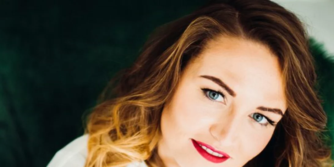 Βίντεο: Αυτό είναι το τέλειο μακιγιάζ για μακρόστενο πρόσωπο