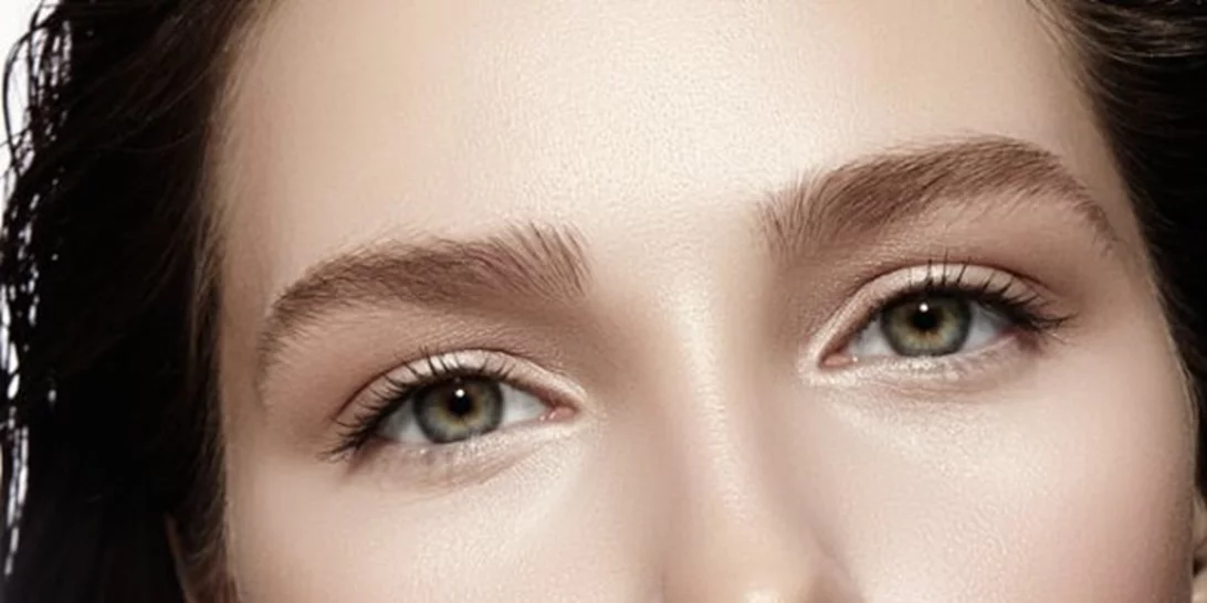 Πώς να βρω το κατάλληλο σχήμα φρυδιών για το πρόσωπό μου;