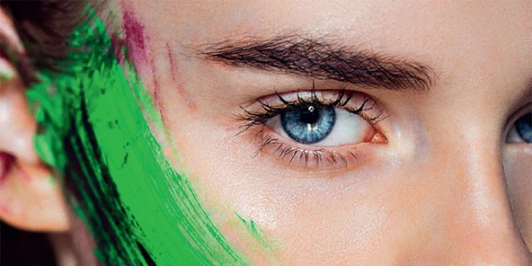 Tα κορυφαία τρικ ομορφιάς από τους celebrities! (έτσι… ξεπρήζονται τα μάτια της Jennifer Aniston!)