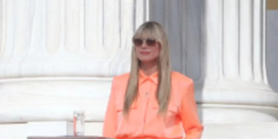 Heidi Klum | Τα πρώτα επίσημα πλάνα από το Ζάππειο και τη Μύκονο για το γερμανικό Next Top Model