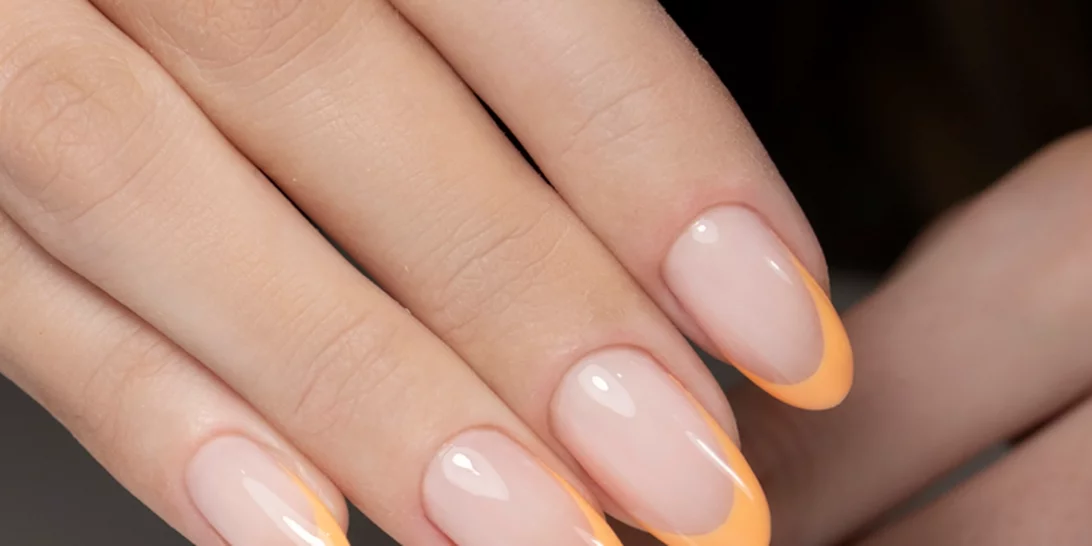 Γαλλικό μανικιούρ | Το genius hack για να το κάνεις μόνη σου σε χρόνο μηδέν