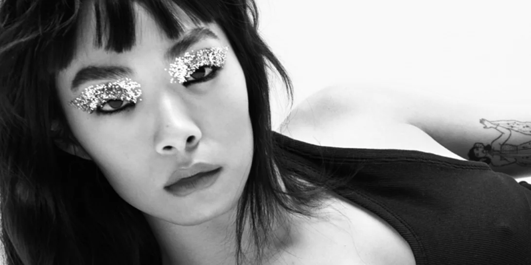 Blank canvas | Η νέα καμπάνια της Calvin Klein στρέφει την προσοχή πίσω στα essentials