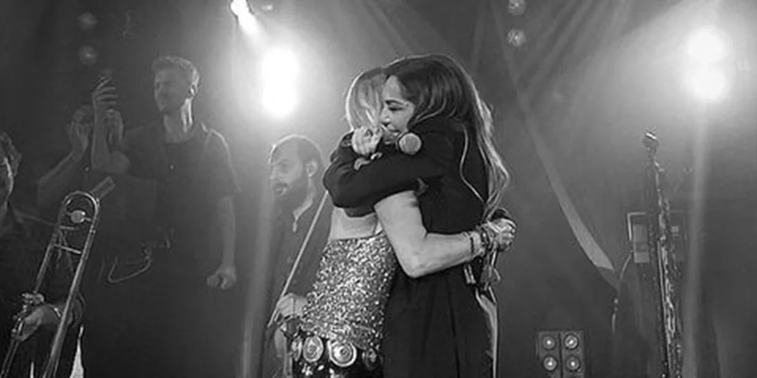 Άννα Βίσση και Δέσποινα Βανδή | Το ξενύχτι στη Θεσσαλονίκη και οι γεμάτες αγάπη selfies