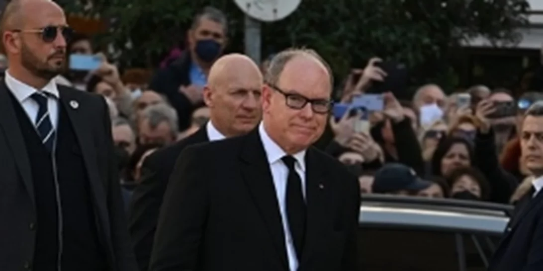 Στην Ελλάδα ο πρίγκιπας Αλβέρτος του Μονακό | Η εμφάνιση χωρίς την πριγκίπισσα Charlene και το δείπνο σε εστιατόριο της Αθήνας