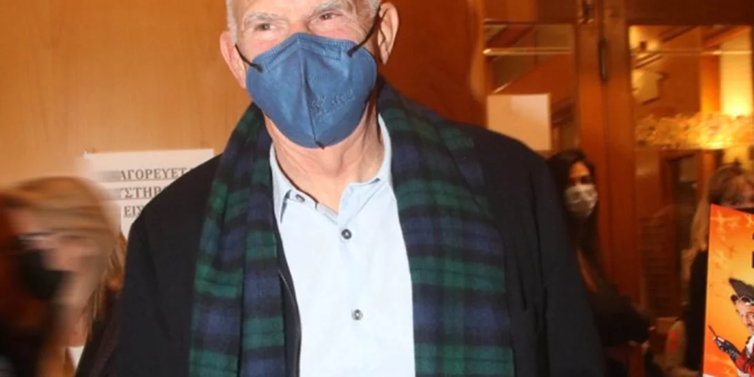 Ξαφνική μετωπική Παπανδρέου με Ανδρουλάκη |"Εδοξάσθη κρυπτόμενος - Η ανανέωση δεν είναι θέμα ηλικίας"