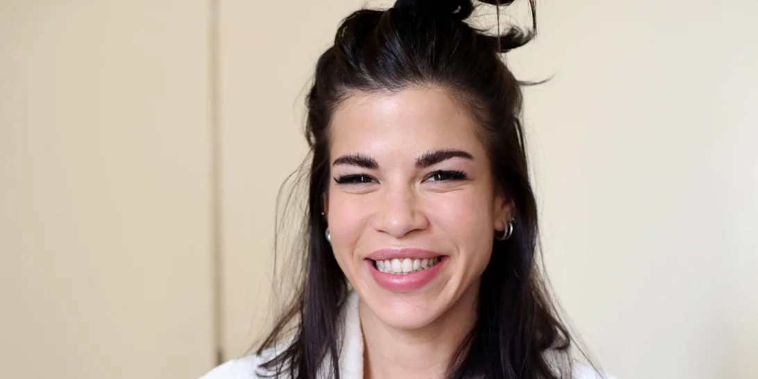 Δάφνη Καραβοκύρη | H εμφάνιση που ζηλέψαμε - Φόρεσε το πιο ονειρεμένο top του καλοκαιριού