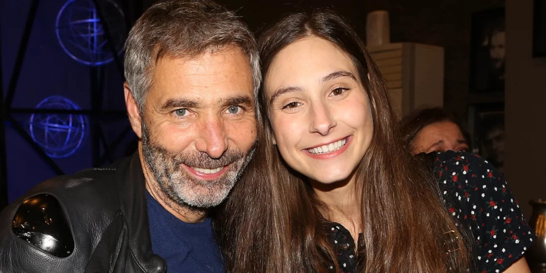 Θοδωρής Αθερίδης | "Η κόρη μου μού έστειλε σε μήνυμα πως είναι έγκυος, είχα όμως μεγάλη αγωνία αν θα το κρατήσουν…"