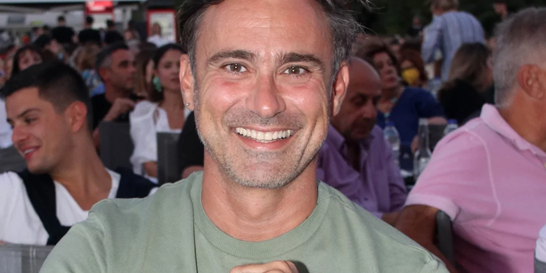 Γιώργος Καπουτζίδης | Το σπίτι του στην Αίγινα έχει την πιο συγκλονιστική θέα