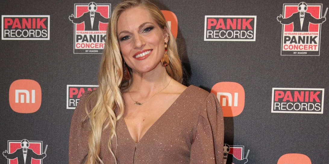 Σάρα Εσκενάζη | Η τρυφερή φωτογραφία με τον πατέρα της, Αλμπέρτο Εσκενάζη, στην πρεμιέρα της - 5 χρόνια μετά το Survivor