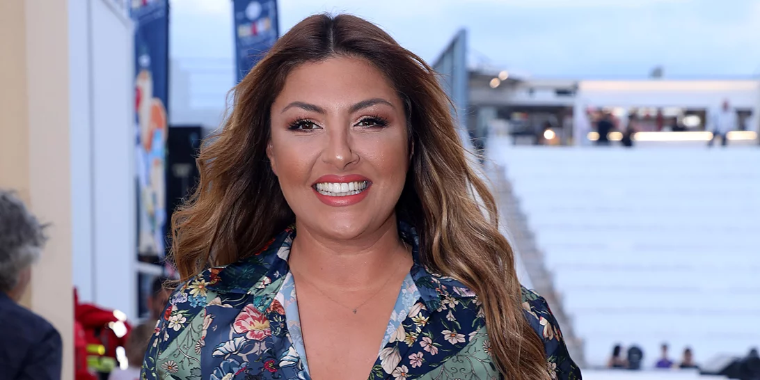 Η Έλενα Παπαρίζου στο Ηρώδειο | Το επιβλητικό look της "μοιράζει" έμπνευση