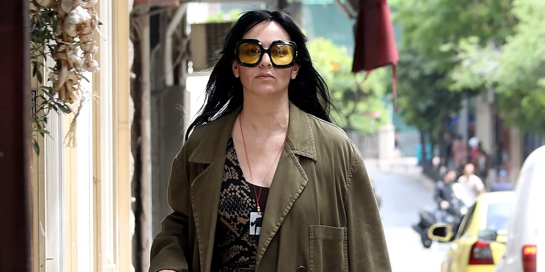 Το απόλυτο style icon | Η Ζενεβιέβ ποζάρει μαζί με την υπέροχη κόρη της Ροζαλία σε φωτογράφιση μόδας