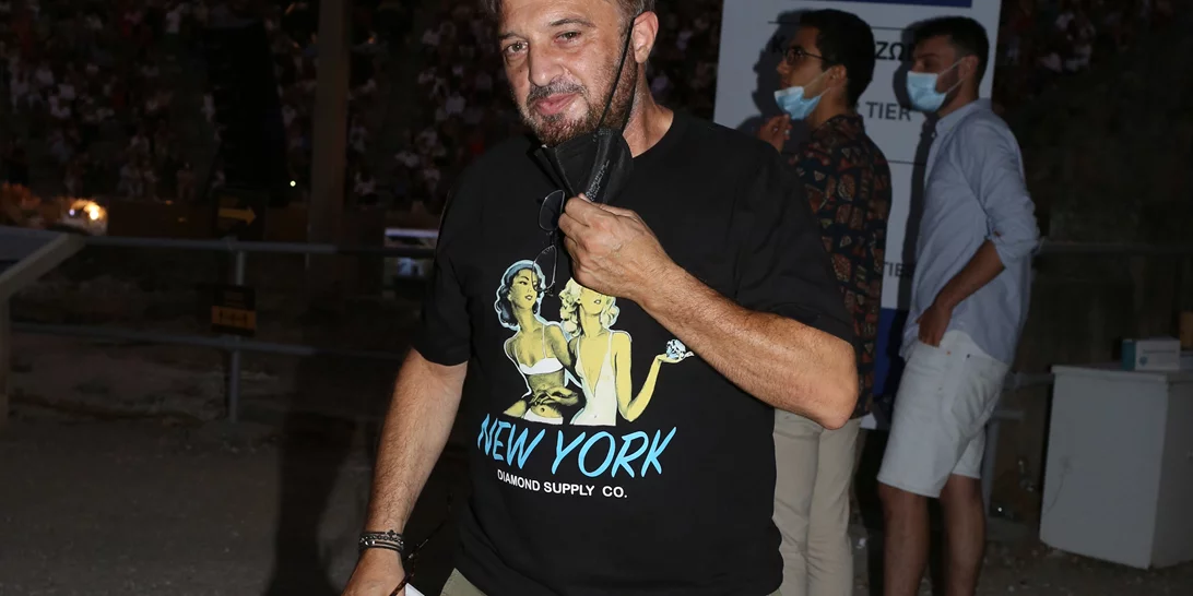 O Χρήστος Φερεντίνος στο πλευρό των εθελοντών πυροσβεστών