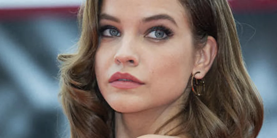 4 λαμπερά eye makeup looks που θα ταιριάξουν τέλεια με τα festive outfits των γιορτών