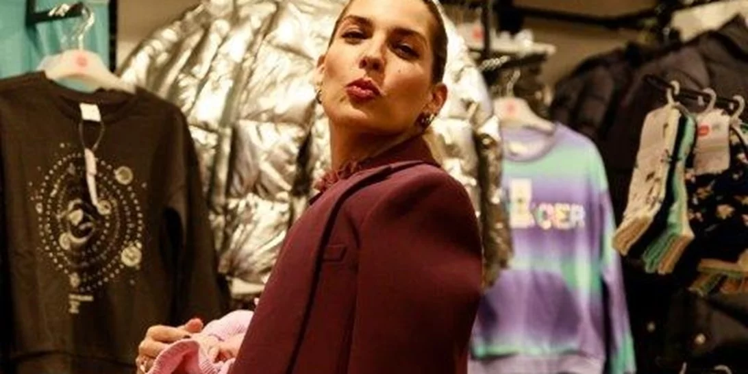 Πού βρέθηκαν Μαντώ Γαστεράτου, Νικολέττα Ράλλη και άλλες διάσημες μαμάδες με τα παιδιά τους;