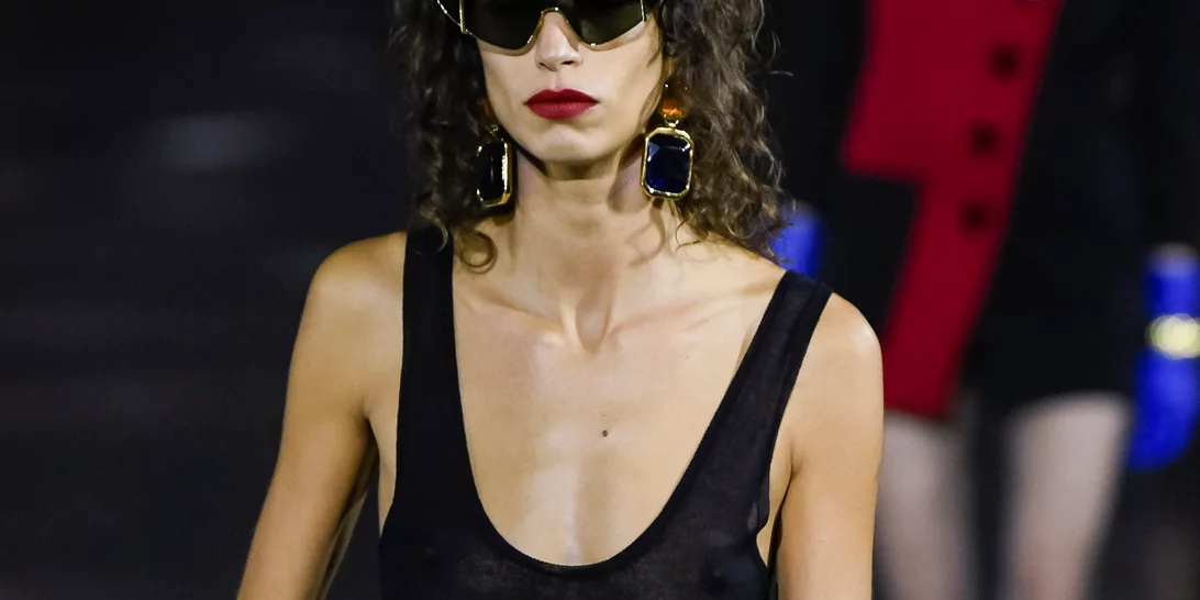 Τα 7 μπορντό κραγιόν που δεν θα μπορείς να αποχωριστείς φέτος τον χειμώνα