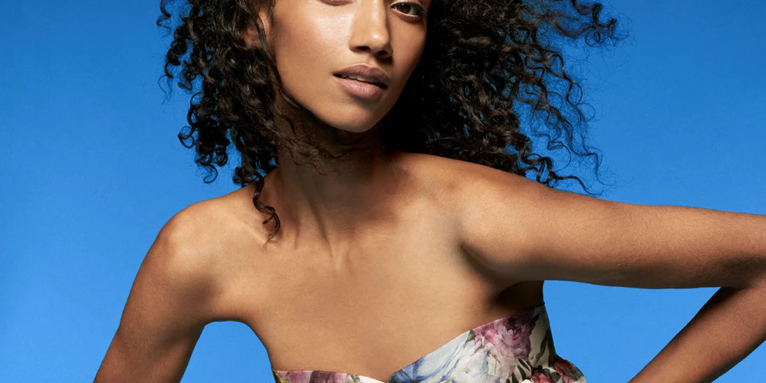 8 καλοκαιρινά makeup looks που θα σε κάνουν να θες να βάφεσαι συνέχεια