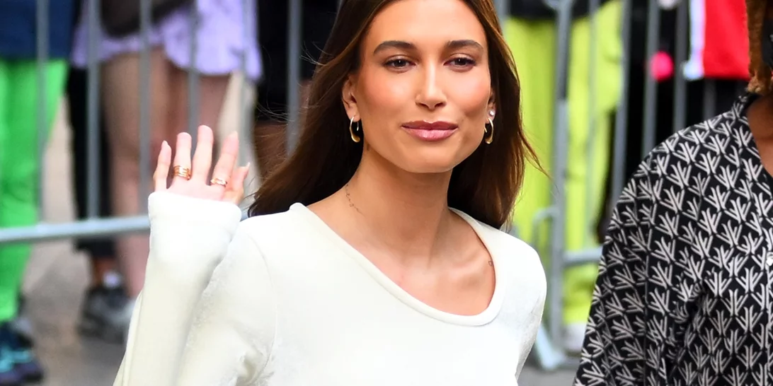 Glazed Donut Nails | Όλα τα βήματα για να αντιγράψεις το αγαπημένο μανικιούρ της Hailey Bieber