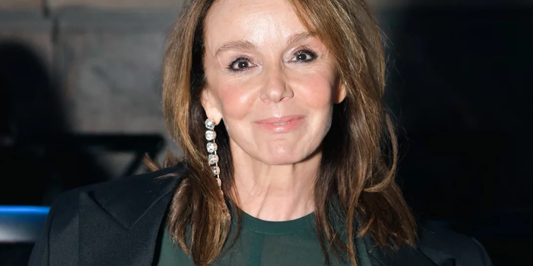 Η συγκινητική φωτογραφία της τηλεοπτικής Sylvie Grateau σε νεαρή ηλικία και η ομοιότητα με τη μητέρα της