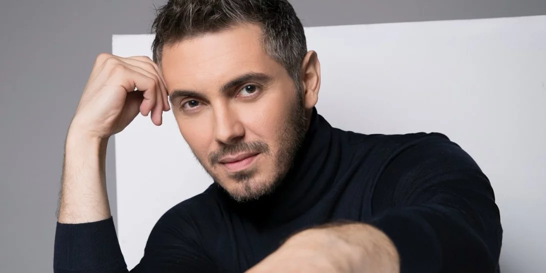 Μιχάλης Χατζηγιάννης | Ποζάρει με την αδερφή του, Μελίνα, και η ομοιότητά τους εντυπωσιάζει