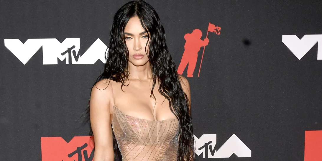 MTV Video Music Awards '21 | Tα beauty looks που θέλουμε να αντιγράψουμε asap