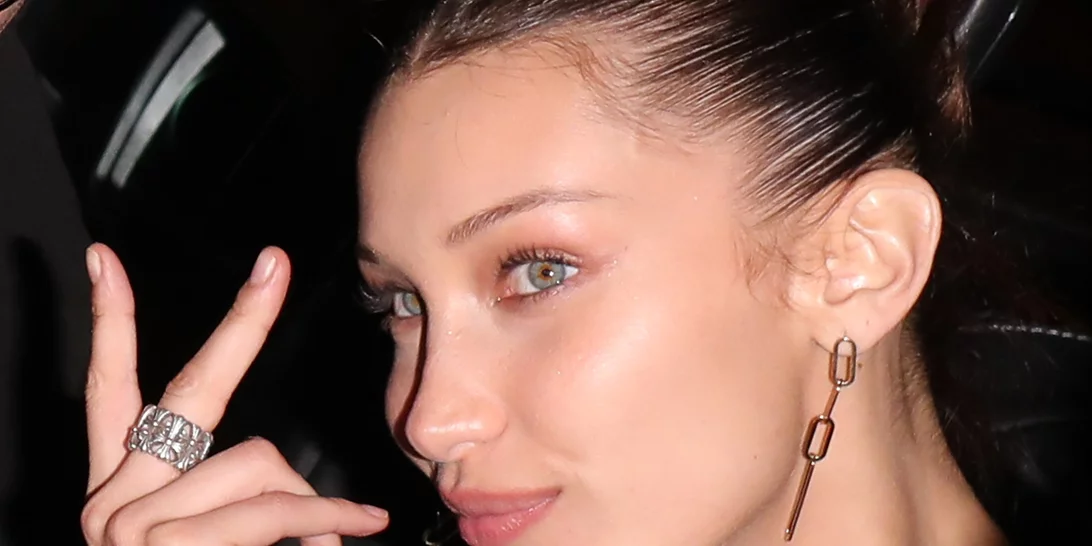 Claw Clips ή κλάμερ | Δες πώς να συνδυάσεις το πιο cult & cool αξεσουάρ μαλλιών