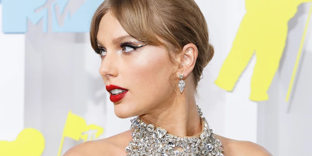 Taylor Swift | Έγινε η πρώτη καλλιτέχνις με τραγούδια και στις 10 πρώτες θέσεις του Billboard Hot 100