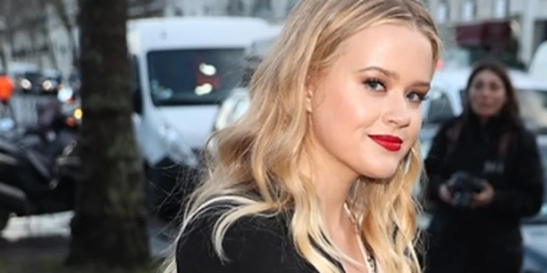 Ava Philippe | 10 φορές που η 21 ετών κόρη της Reese Witherspoon ήταν ολόιδια με τη μαμά της