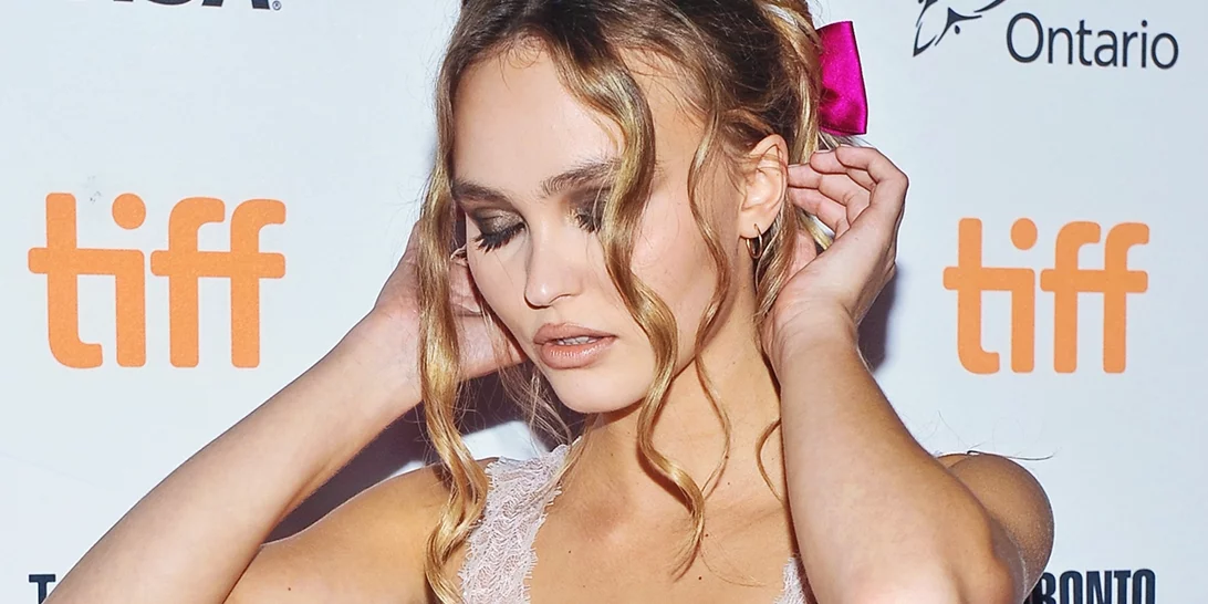 To hack που έχει γίνει viral στο TikTok υπόσχεται πλούσιες, γυριστές βλεφαρίδες χωρίς lash lift