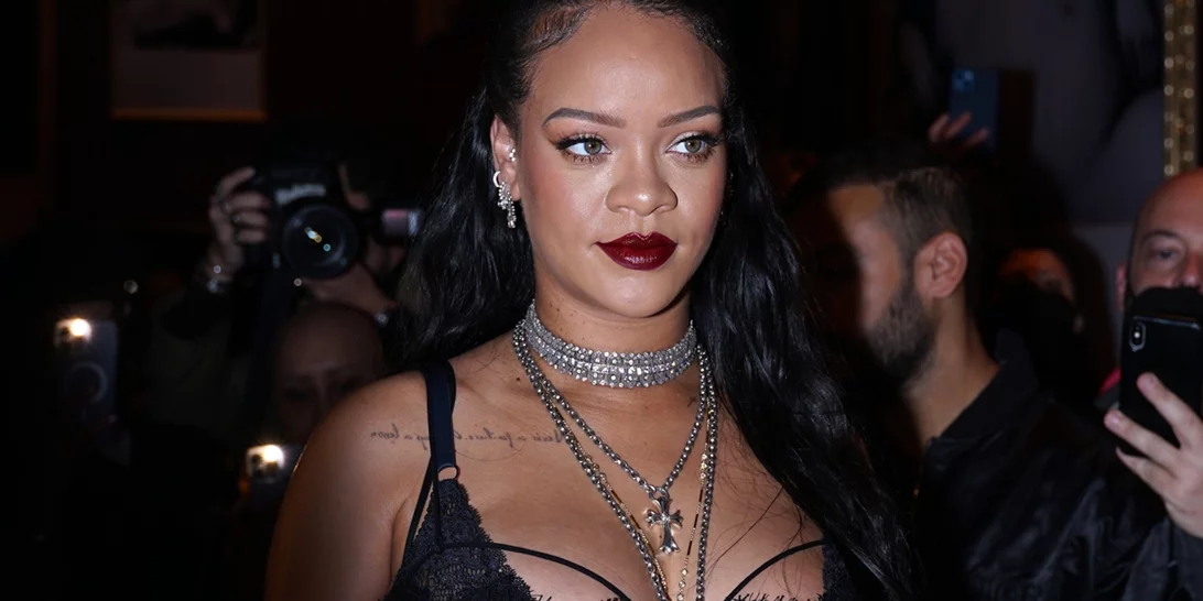 Rihanna | Οι φωτογραφίες που προδίδουν το φύλο του μωρού που περιμένει