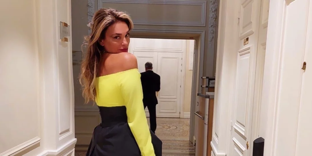 Δεν μοιάζουν καθόλου αλλά είναι πανέμορφες | Οι δίδυμες κόρες της Σήλιας Κριθαριώτη είναι ήδη style icons