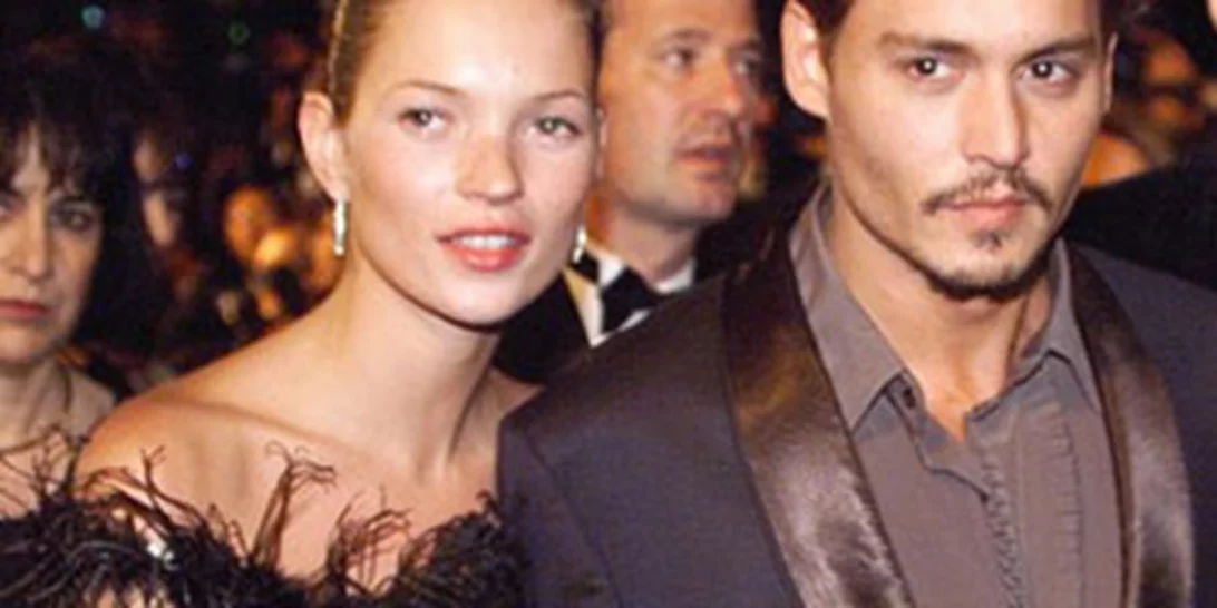 Kate Moss | Ο παράξενος τρόπος με τον οποίο ο Johnny Depp της είχε χαρίσει το πρώτο της διαμαντένιο κόσμημα