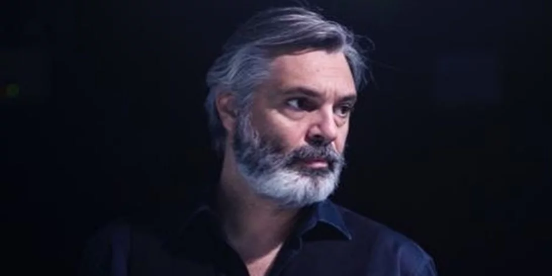 Γενέθλια για τον Άλκη Κούρκουλο | Η σπάνια φωτογραφία με τη σύντροφο και τους φίλους του