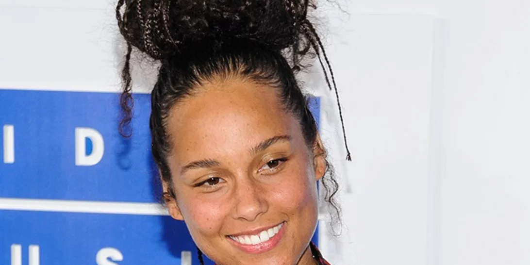 Η Alicia Keys για τη βασίλισσα Ελισάβετ Β' | "Ζήτησε προσωπικά" τη λίστα των τραγουδιών για τη συναυλία "Platinum Party"