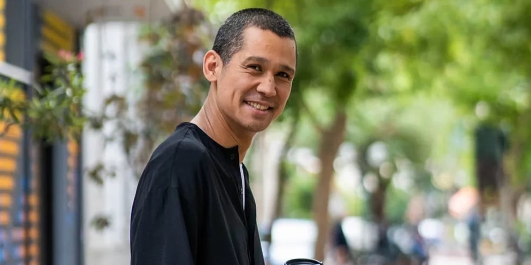 Σωτήρης Κοντιζάς | "Δεν ξέρω ποιος είναι ο πιο αυστηρός κριτής, ξέρω ποιος είναι ο πιο κοντός. Τώρα που έχουμε παιδιά και οι τρεις μας, βρισκόμαστε περισσότερο..."