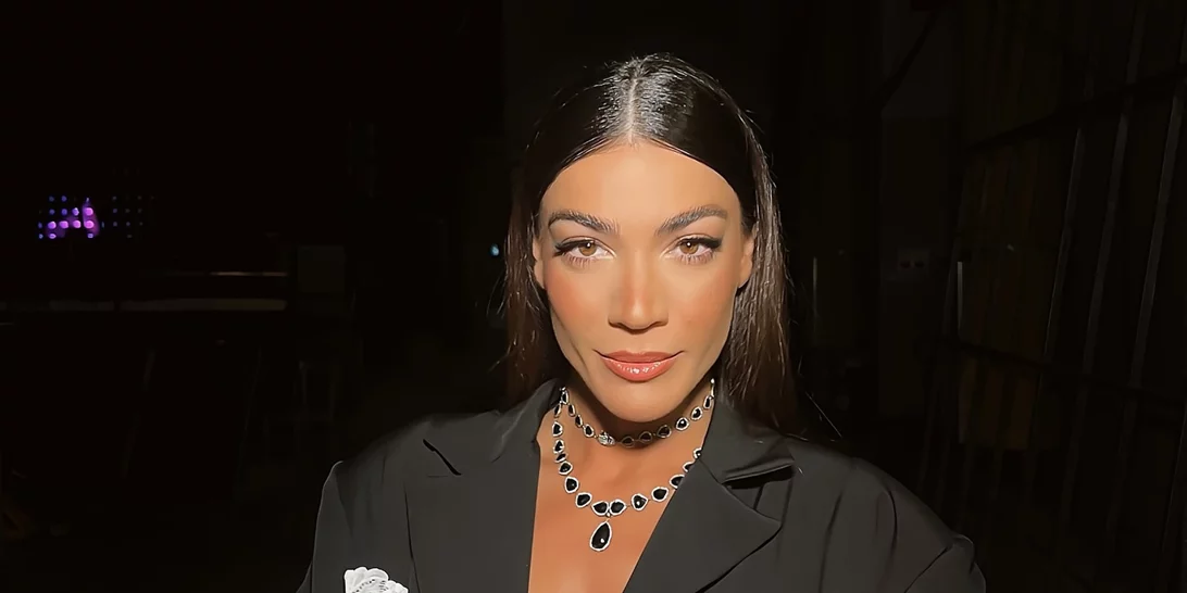 Ολόιδιες | Η σπάνια ανάρτηση της Ήβης Αδάμου με τη μαμά και τις αδερφές της