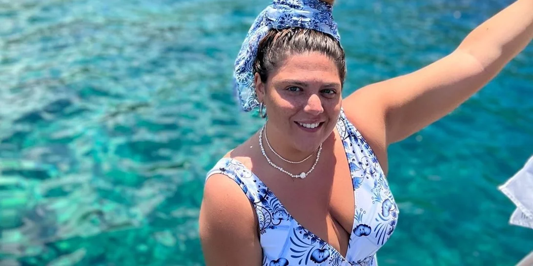 "Είμαι 26 ετών και πρώτη φορά έβαλα μαγιό πέρυσι επειδή βγήκες εσύ στην τηλεόραση"