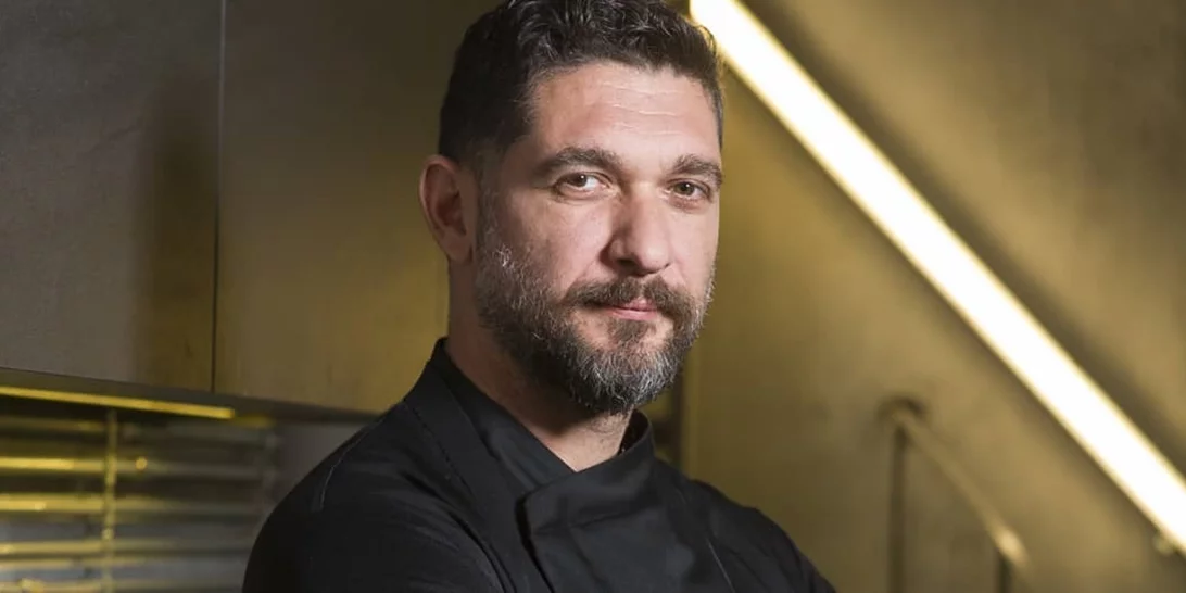 Ο Πάνος Ιωαννίδης μόλις δημοσίευσε το πιο γλυκό βίντεο | Κρατάει στην αγκαλιά του τον γιο του και "λιώνει" το Instagram