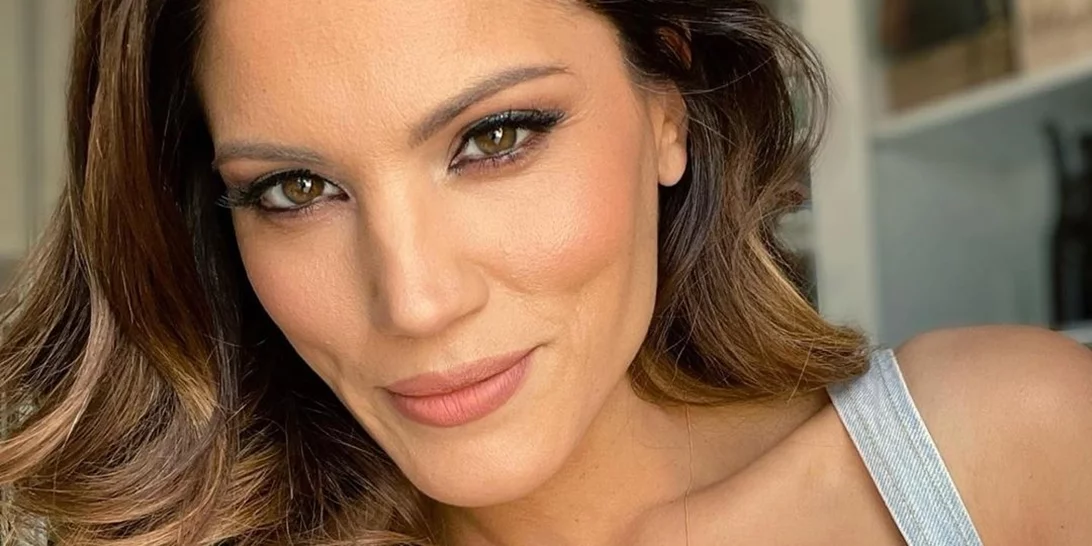 Η Μαίρη Συνατσάκη μας δείχνει πώς είναι το αληθινό της πρόσωπο, χωρίς φίλτρα και μακιγιάζ