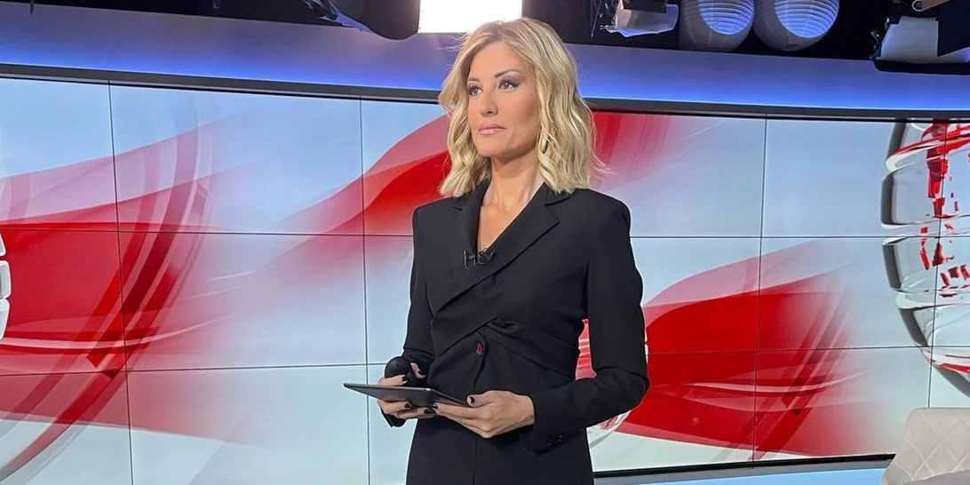 Ράνια Τζίμα | Το ονειρεμένο νυφικό που φόρεσε στον πολιτικό της γάμο είναι ιδανικό για όλες τις νύφες του καλοκαιριού