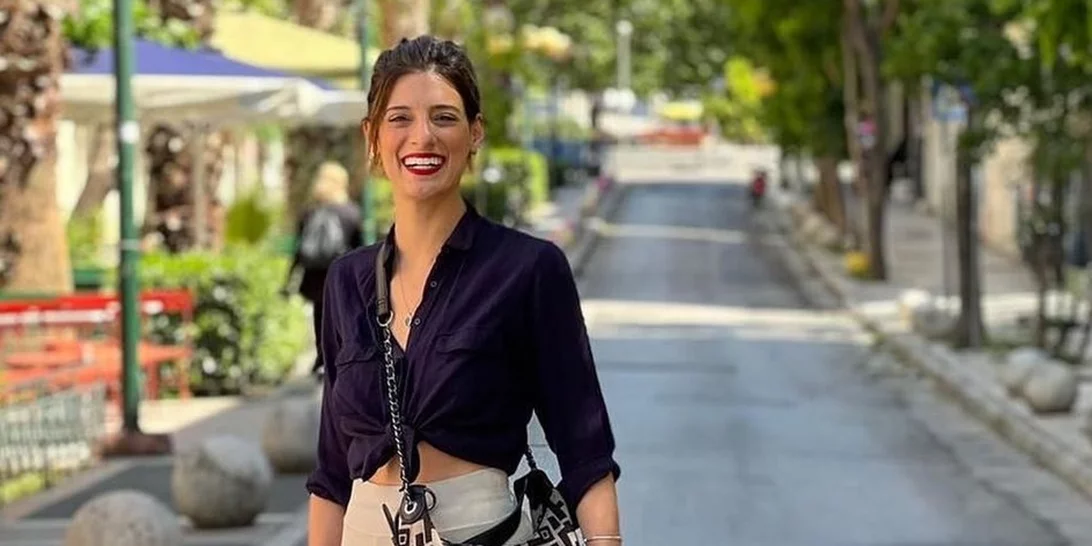 Χριστίνα Χειλά Φαμέλη | Το άψογο office look και τα "δύσκολα" παπούτσια που την δικαίωσαν